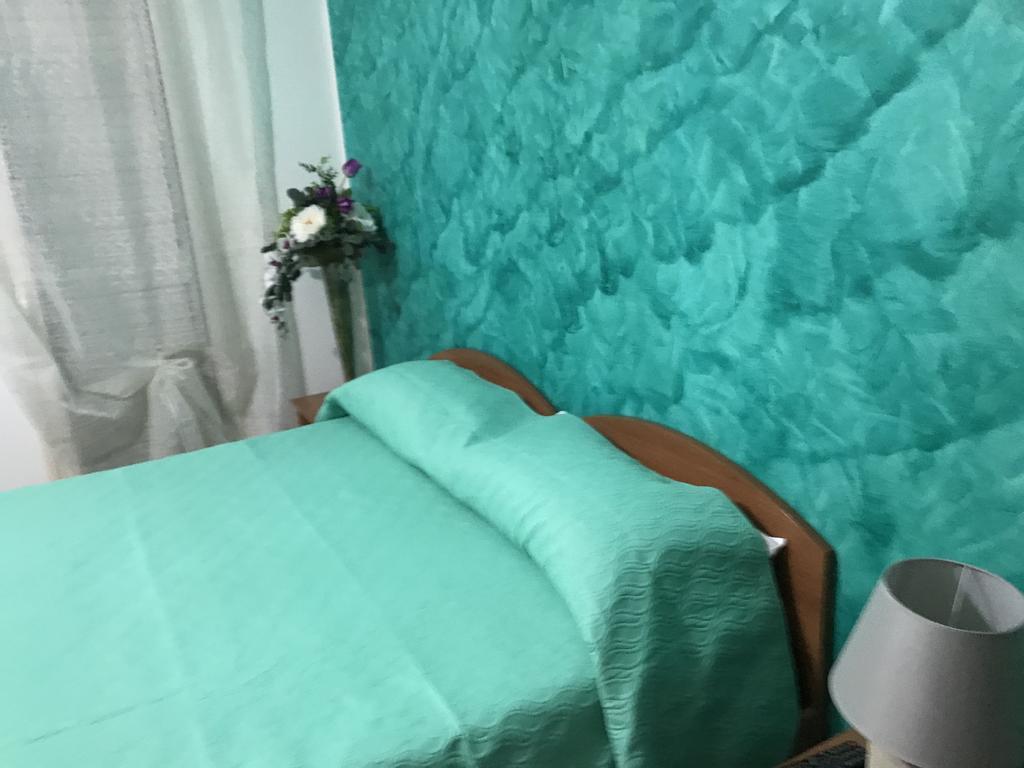 Bed and Breakfast Rosy And Roby Gasponi Экстерьер фото